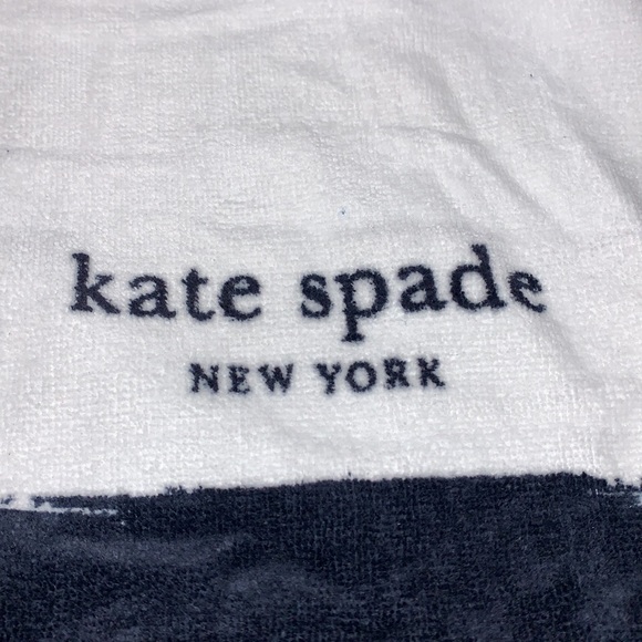 ♠️❤️kate spade New York 100% Cotton Oversized Beach Towel, Strawberry - Picture 5 of 15